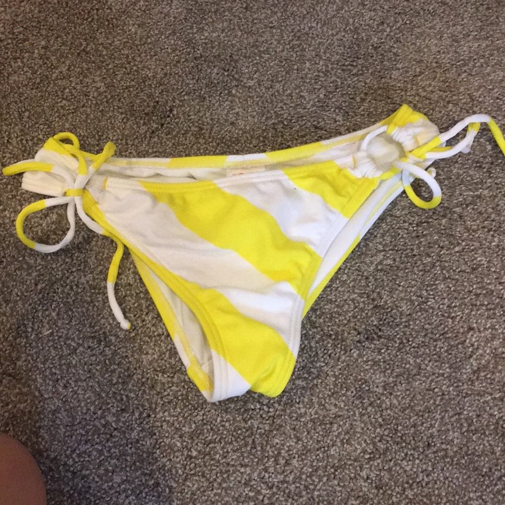 Roxy bikini bottoms